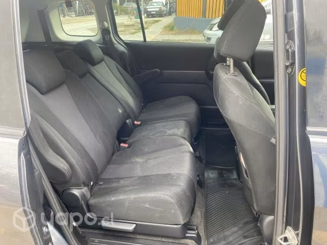Se vende Mazda 5 año 2018
