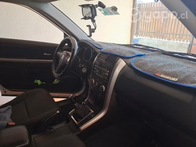 Suzuki grand vitara 2013