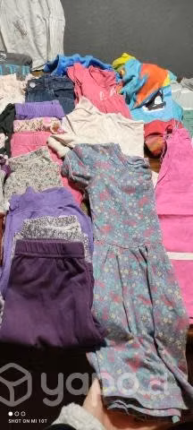 Fardos de ropa y zapatos - Imagen 4
