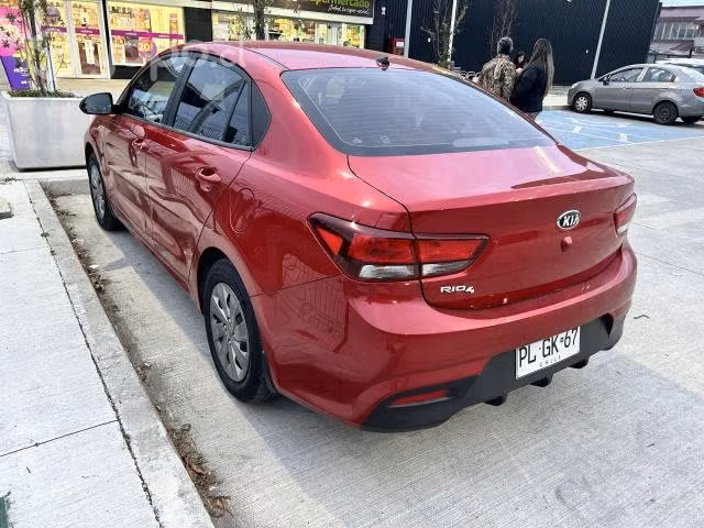 Kia Rio km - Imagen 3