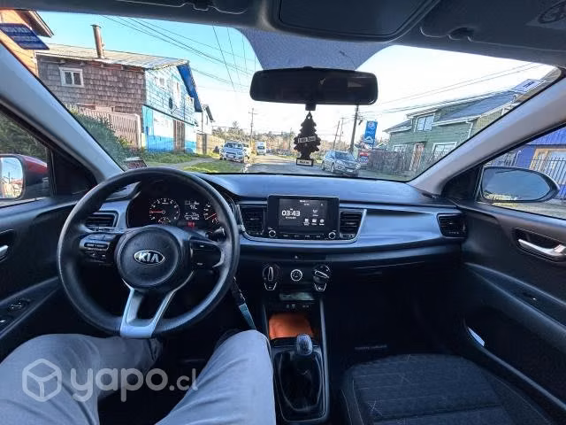 Kia Rio km - Imagen 9