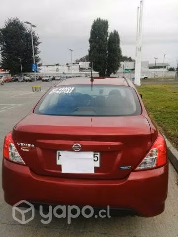 Nissan versa 2015