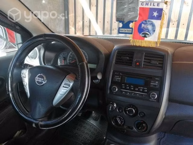 Nissan versa 2015