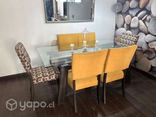Comedor cubierta de vidrio