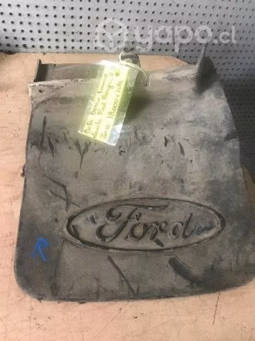 Bota barro trasero derecho Ford Ranger 2002-12 Arg