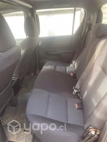 Toyota hilux 2020 2.4 diesel 4x2 - Imagen 12