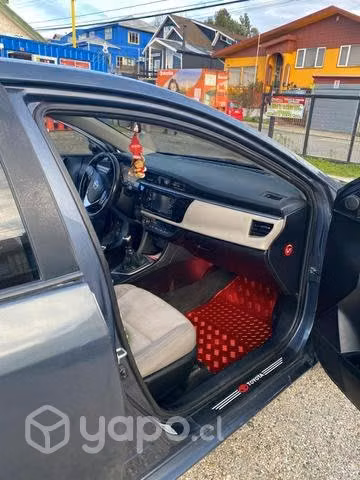 Se vende Toyota Corolla - Imagen 5