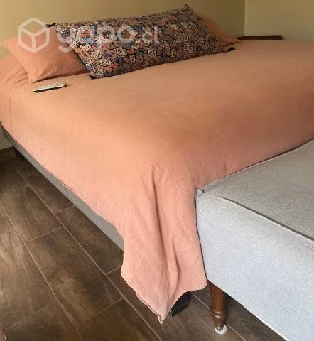 Cama súper King Perfecto estado