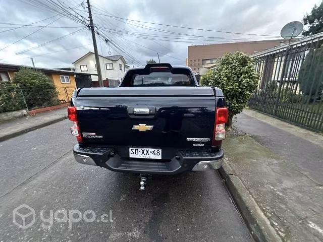 Vendo camioneta Chevrolet colorado 2022