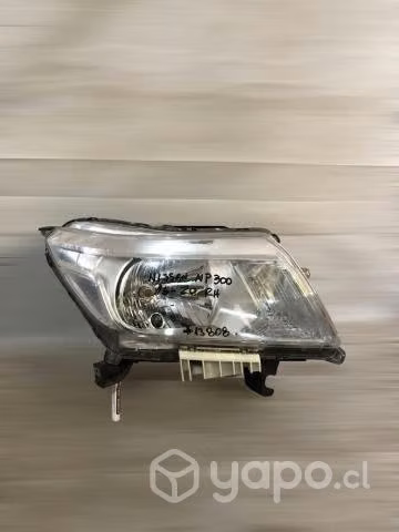 Optico rh nissan np