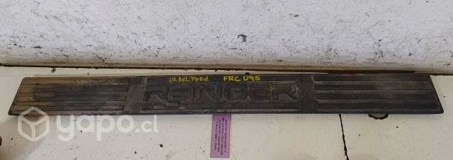 Tapiz Cubre Zocalo Del Izq Ford Ranger 2008 Arg
