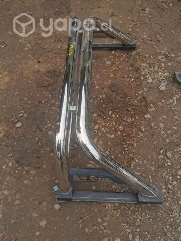 Barra Antivuelco Cromada (MLI030) Mitsubishi L200 - Imagen 3