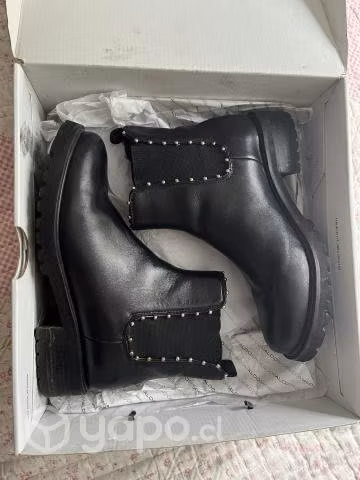 Botines de Cuero Aldo 35