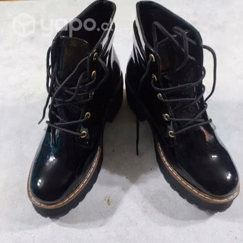Botines negros - Imagen 4