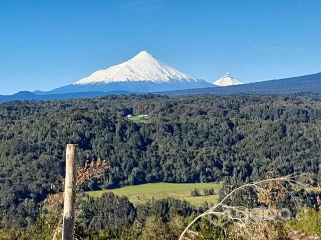 Se vende parcela río chico