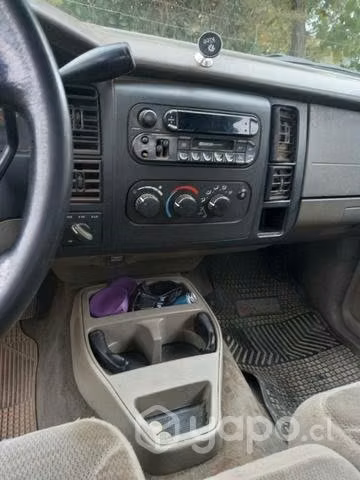 Dodge Dakota 3.9 2004