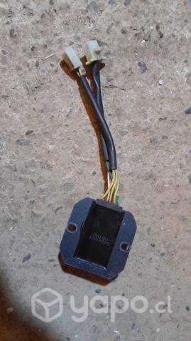 Rectificador regulador Matrix 150, Scooter - Imagen 2