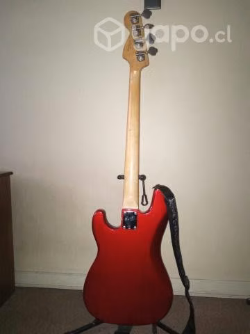 Bajo squier fender affinity precision bass