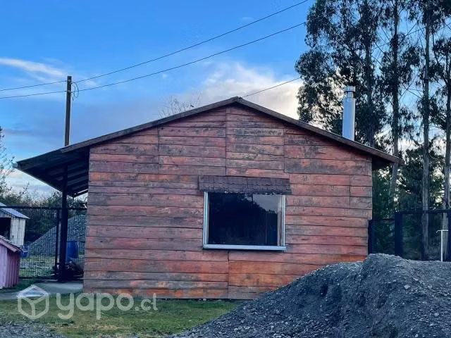 Terreno con 2 casas