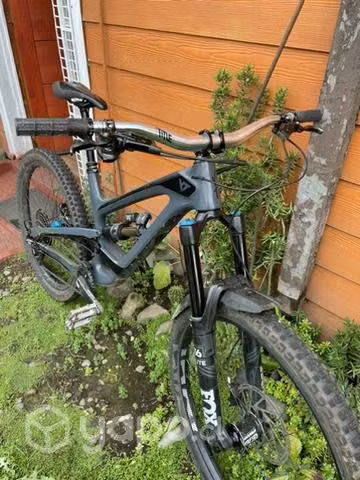 Yt capra cf pro