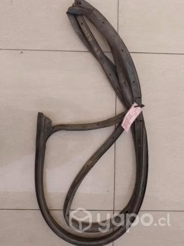 Goma Contorno Puerta Del Izq Ford Ecosport 2020