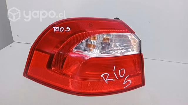 Foco kia rio 5