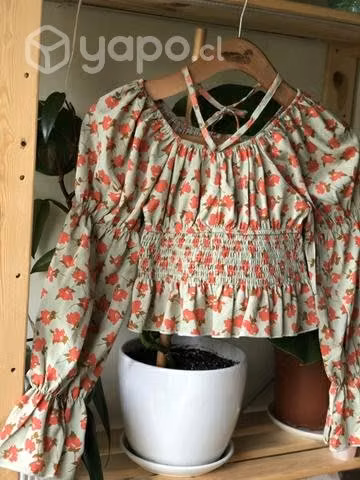 Conjunto mujer y blusas