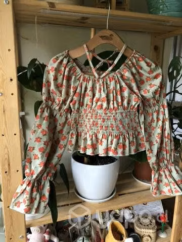Conjunto mujer y blusas
