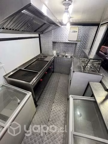 Foodtruck 3x2 mt, equipado