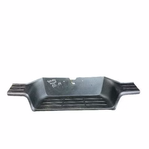 6771 pisadera parachoque trasero toyota hilux 2016