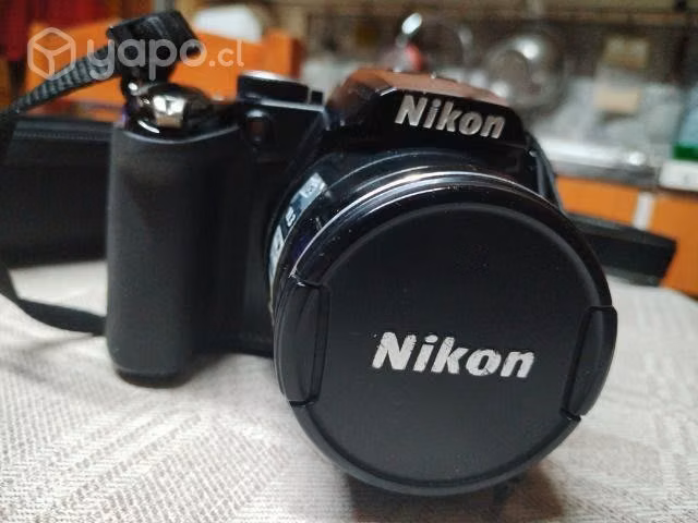 Cámara Nikon p100