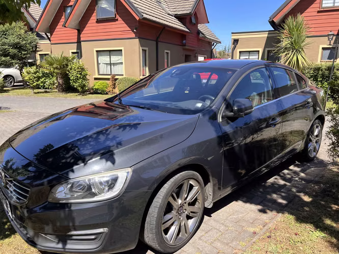 Vendo Volvo S60 2014 Petrolero
