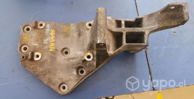 Soporte Compr Aire acond (NNV095) Nissan Navara