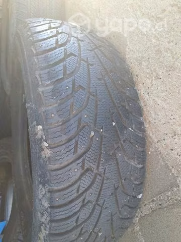 Par neumatico con clavo 265/65/R17
