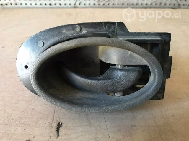 Manilla interior derecha sin seguro Mahindra