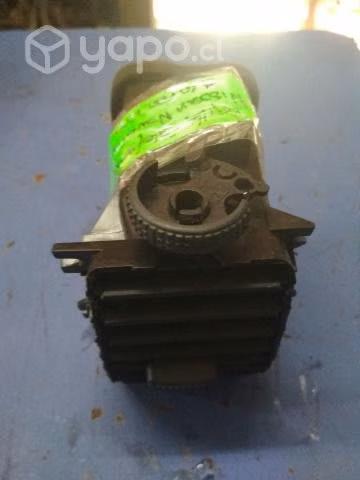 Rejilla calefaccion izquier tablero Nissan Navara