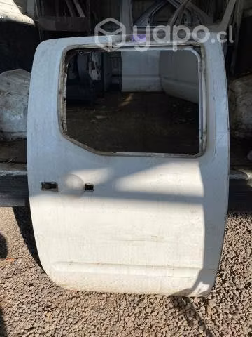 Puerta trasera derecha Nissan Navara 2015