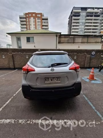 Nissan kicks advance 1.6