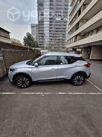 Nissan kicks advance 1.6
