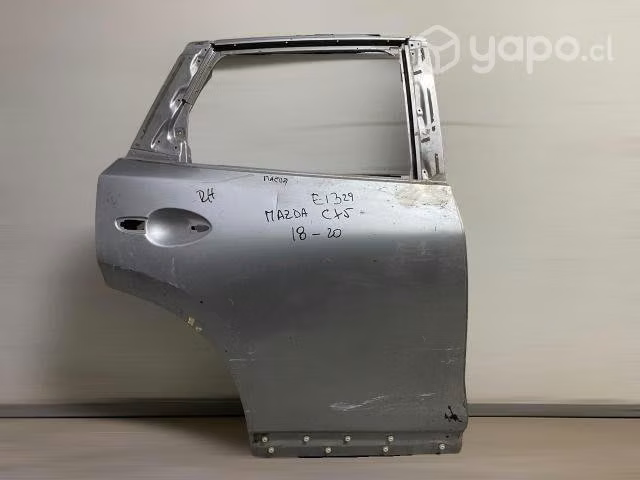 Puerta trasera rh mazda cx