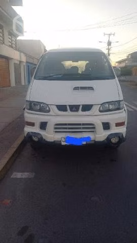 Delica 4x4 año 2000