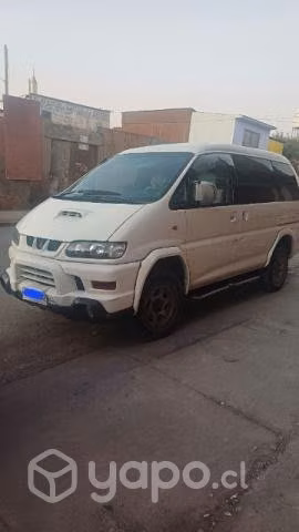 Delica 4x4 año 2000
