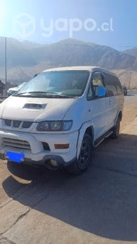 Delica 4x4 año 2000