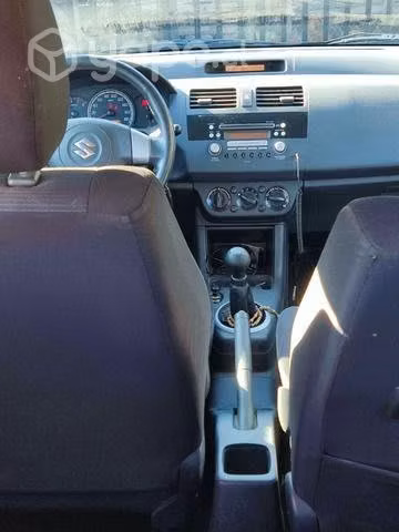 Suzuki Swift 2010 full precio conversable