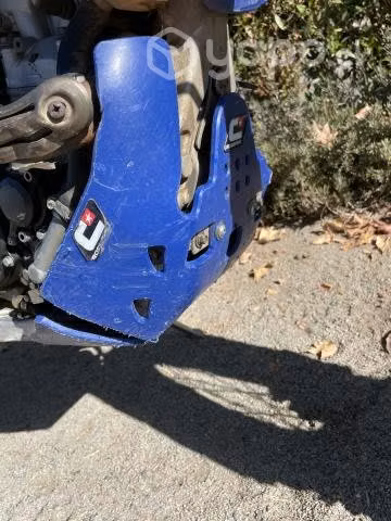YAMAHA WRF 250 2013 con FACTURA RECIBO