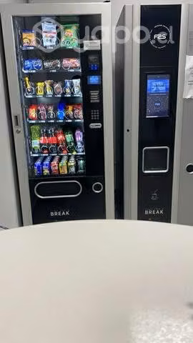 Se instalan máquinas VENDING snack cafe y bebidas