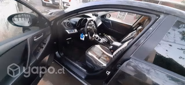 Mazda 2010