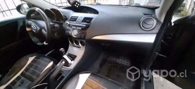 Mazda 2010