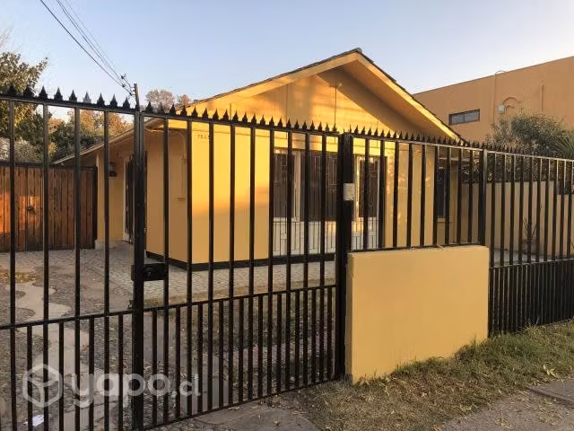 Casa a pasos de rotonda Atenas, Río Loa