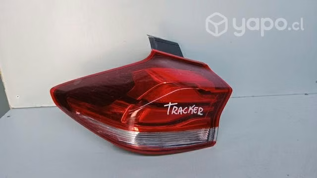 Foco chevrolet tracker con detalle